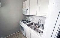 Building Photo - 2829 Glendora Ave