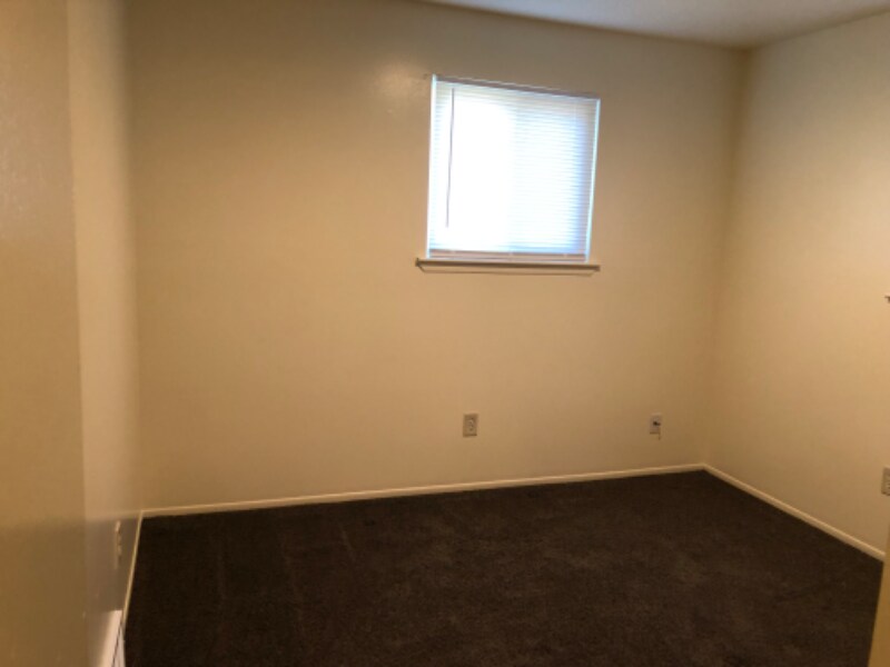 Building Photo - 1552 Hanover St