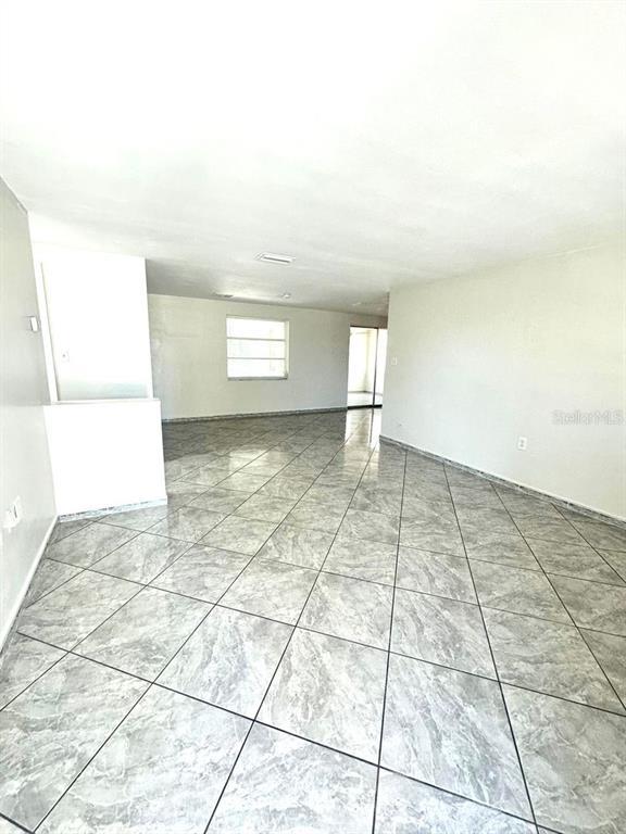 Building Photo - 1019 Pert Ln