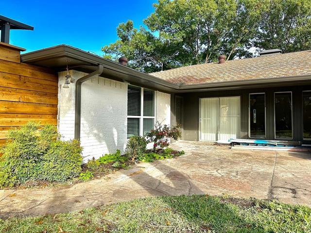 Building Photo - 2345 Monticello Cir