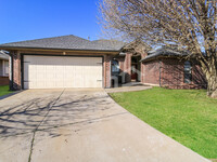 Building Photo - 605 SW 155th Pl