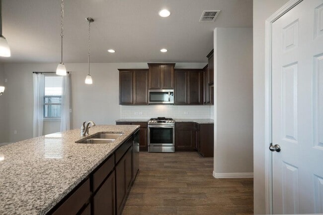 Building Photo - 205 Guemal Rd