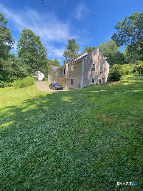 Building Photo - 129 E Haddam Colchester Turnpike