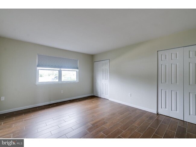 Building Photo - 801 Henri Ct