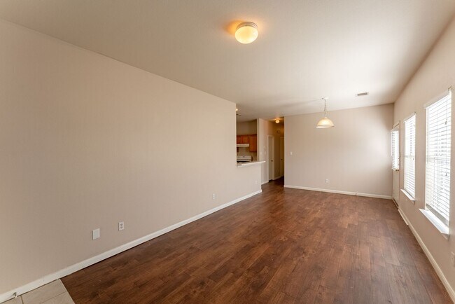 Building Photo - Charming 3/2 Home in Westchester Park!!!