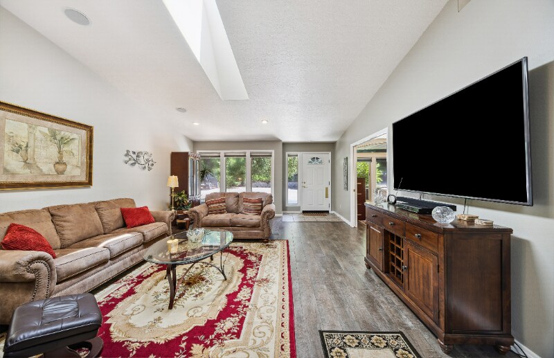Building Photo - 5932 W Ashville Ln
