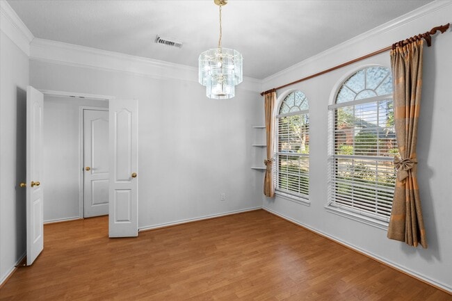 Building Photo - 3914 Clarestone Dr