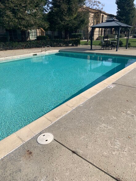 Building Photo - 4200 E Commerce Way