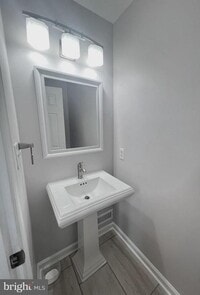 Building Photo - 13939 Bailiwick Terrace