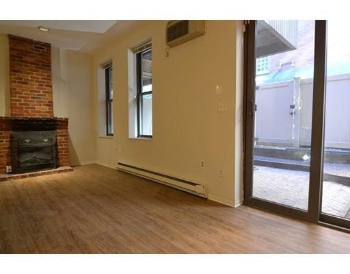 Building Photo - 38 St Germain St