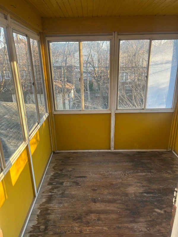 Building Photo - 1929 Calvert Ave