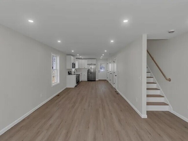 Building Photo - 65 Euclid Ave