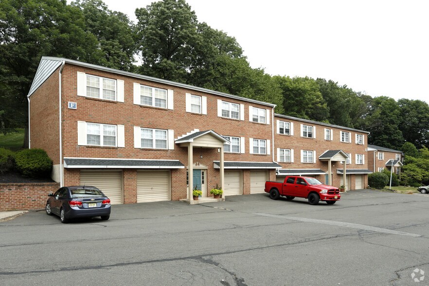 Pine Crest Apartments 204 Preston Rd Milford NJ 08848 Apartment Finder