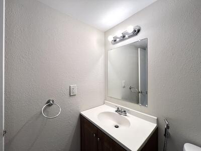 Building Photo - 4215 N University Dr