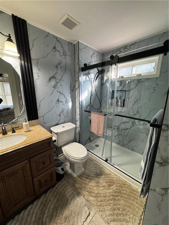 Building Photo - 525 Lake Medlock Dr