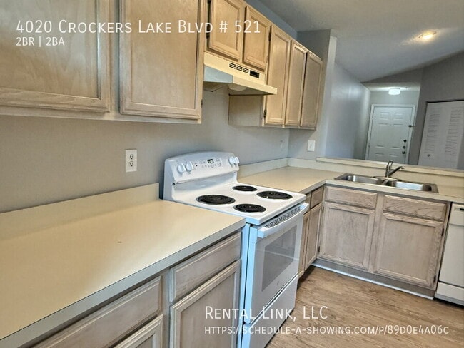 Building Photo - 4020 Crockers Lake Blvd
