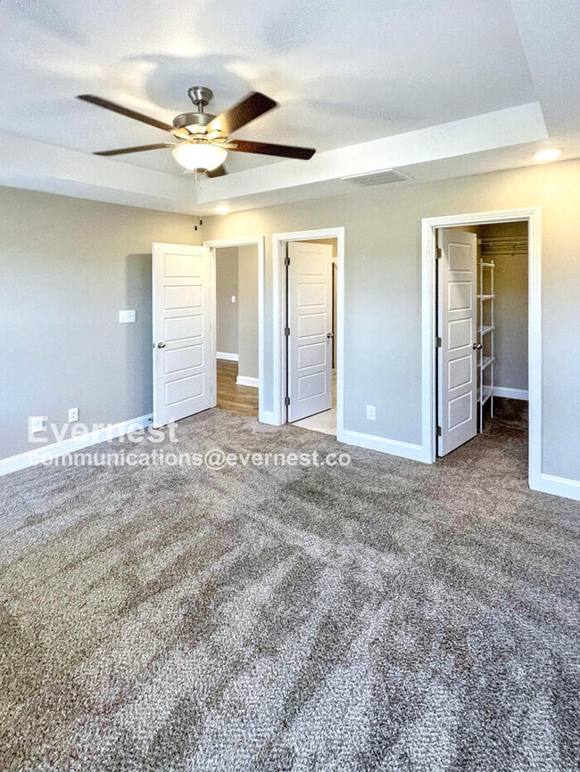 Building Photo - 142 Ardell Dr