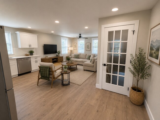 Building Photo - Beautiful 3-Bedroom Home with Historic Charm