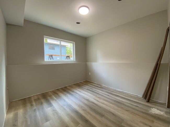 Building Photo - 3 Bed, 3 Bath, House