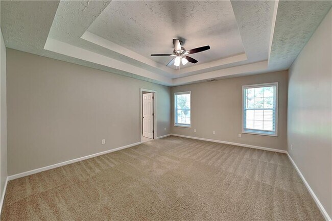 Building Photo - 202 Mill Creek Hollow