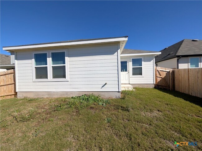 Building Photo - 862 Bluegrass Pt