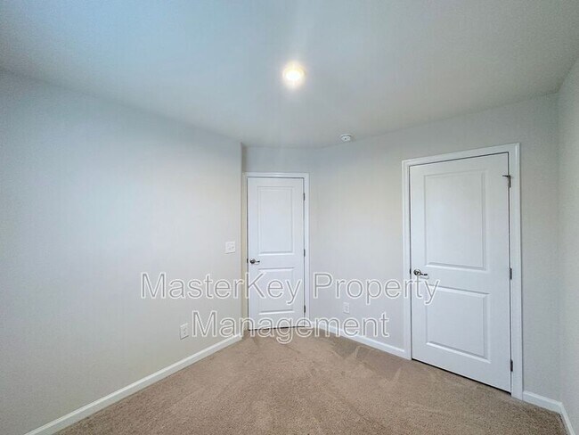 Building Photo - 466 Brier Summit Pl