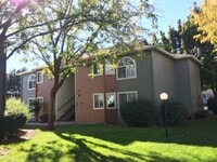 Building Photo - 1448 N Raymond St