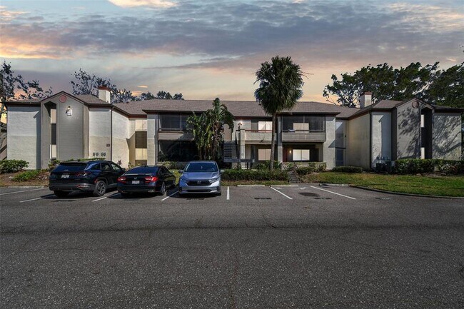 Building Photo - 10263 Gandy Blvd N
