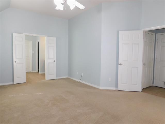 Building Photo - 1104 Hayden Ln