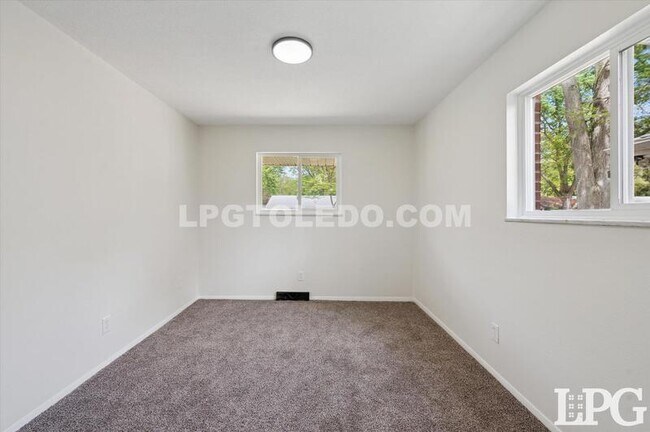 Building Photo - 4209 Penelope Dr