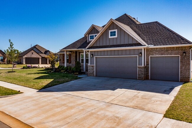 Building Photo - Stunning Corner Lot