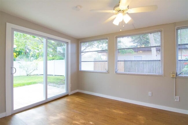 Building Photo - 3050 Concord St