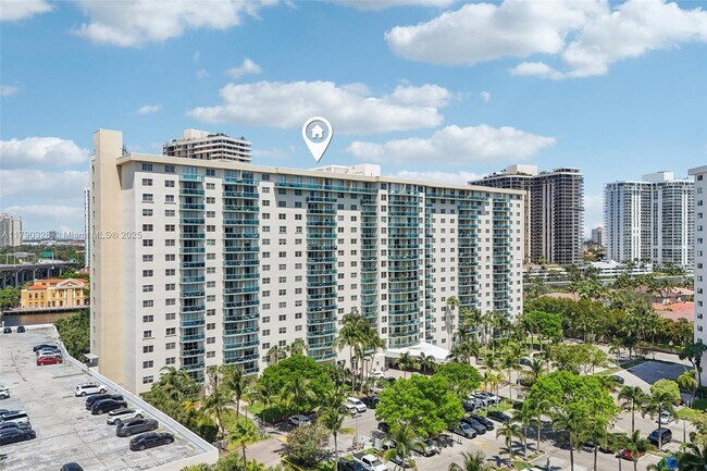 Building Photo - 19390 Collins Ave
