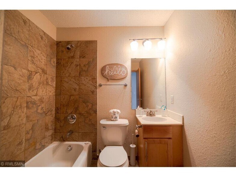 Building Photo - 2532 1st Ave S