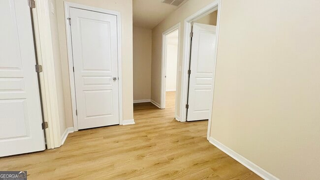 Building Photo - 3609 Silver Brooke Ln