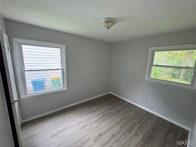 Building Photo - 252 Midlothian Rd