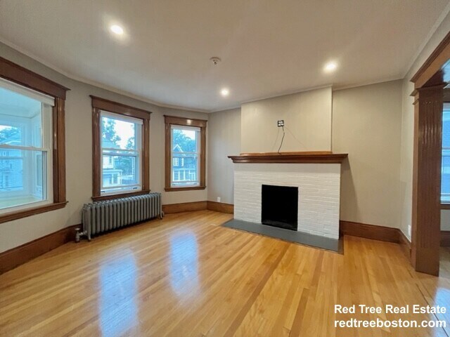 Building Photo - 183 Cottage Park Rd