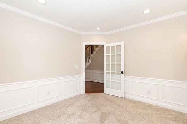 Building Photo - Meticulous Four Bedroom Dream Home!