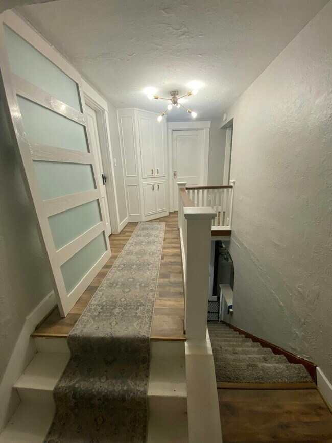 Building Photo - 563 Broad Blvd