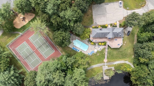 Building Photo - 246 Winding Pond Rd