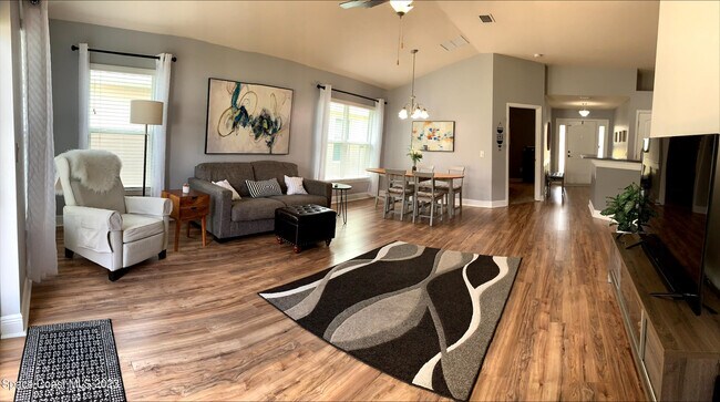 Building Photo - 1466 Alaqua Way