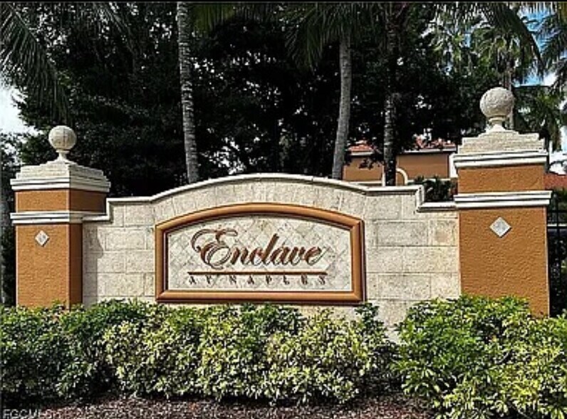 Building Photo - 1270 Wildwood Lakes Blvd