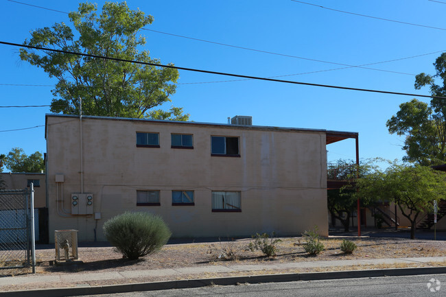 Building Photo - Ocotillo Apartments