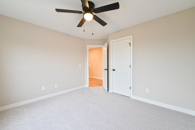 Building Photo - Walworth Townhomes