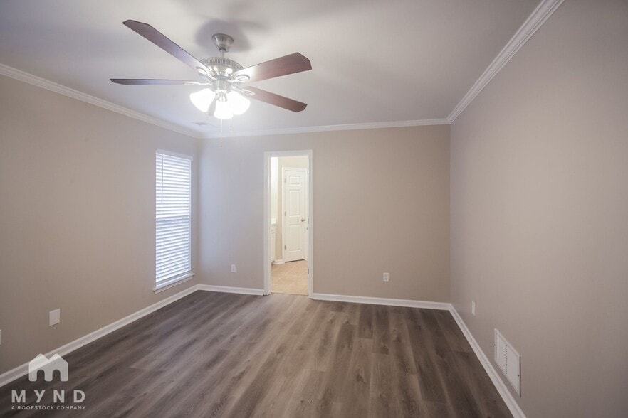 Building Photo - 1115 Warwick Pl