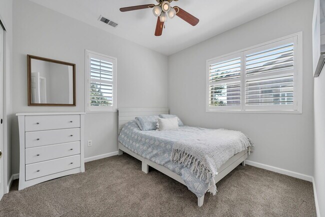 Building Photo - 10459 Summershade Ln