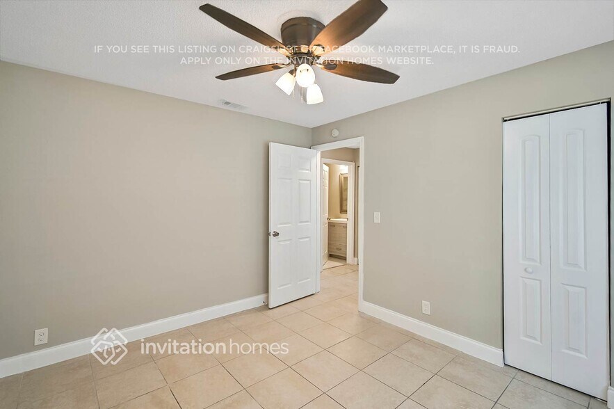 Building Photo - 5796 Aurora Ct