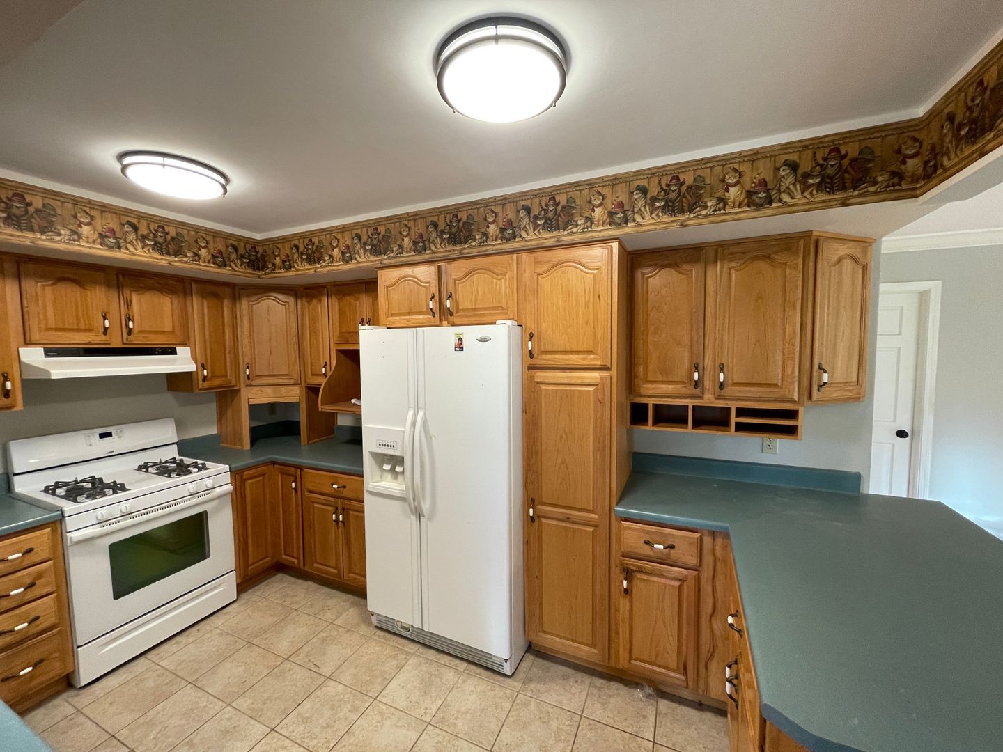 Building Photo - 6217 Aragon Dr