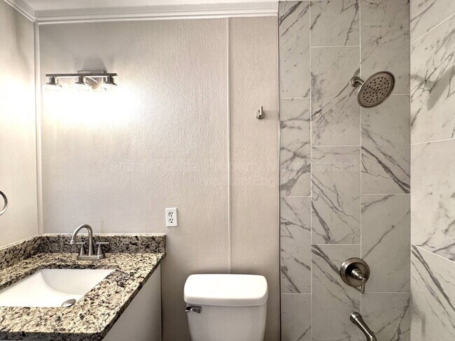 Building Photo - 563 Fort Smith Blvd