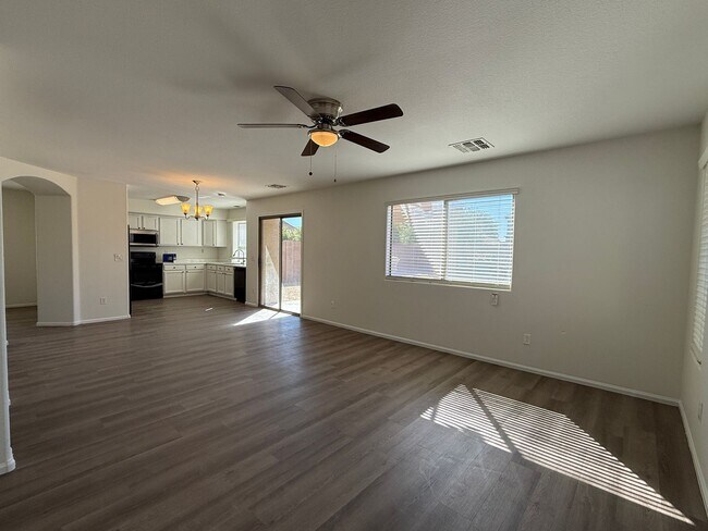 Building Photo - Johnson Ranch: 4 bedrooms, 2.5 bathrooms, ...